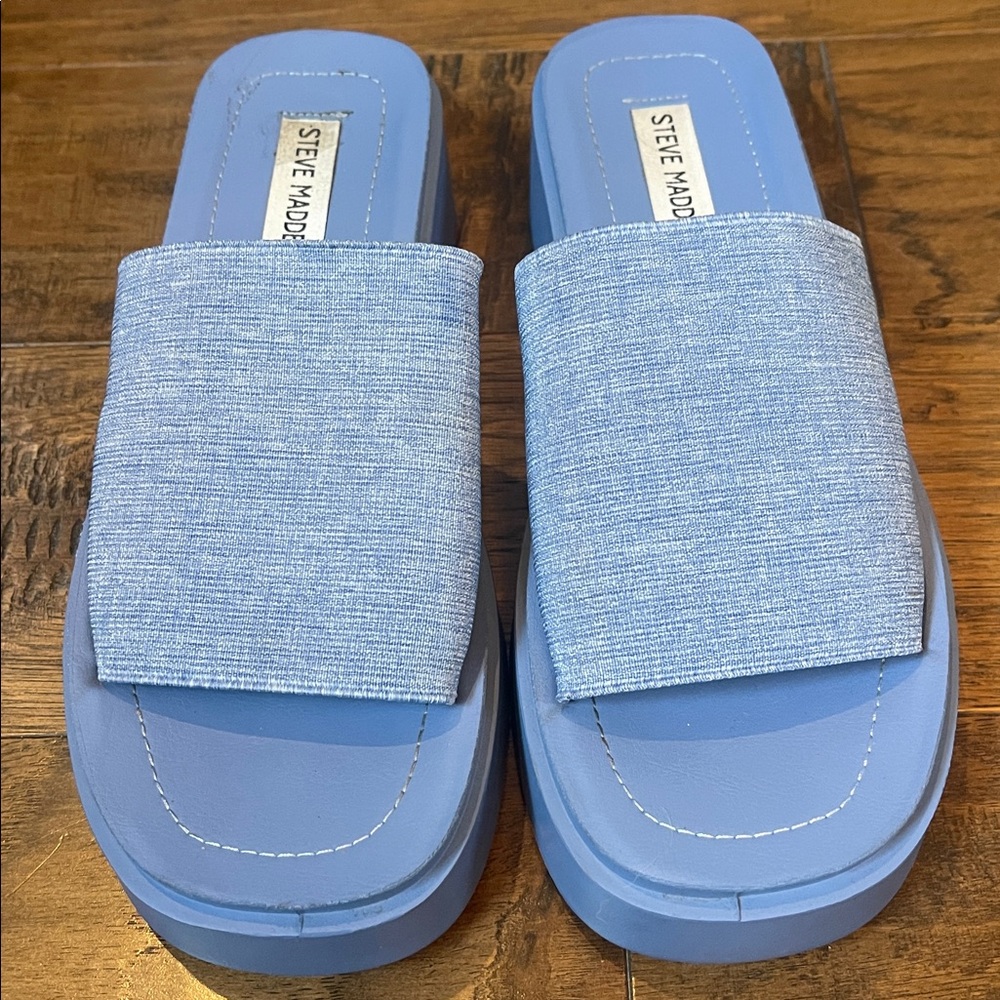 Steve Madden Gimmee Platform Wedge Sandal In Denim - Picture 2 of 4